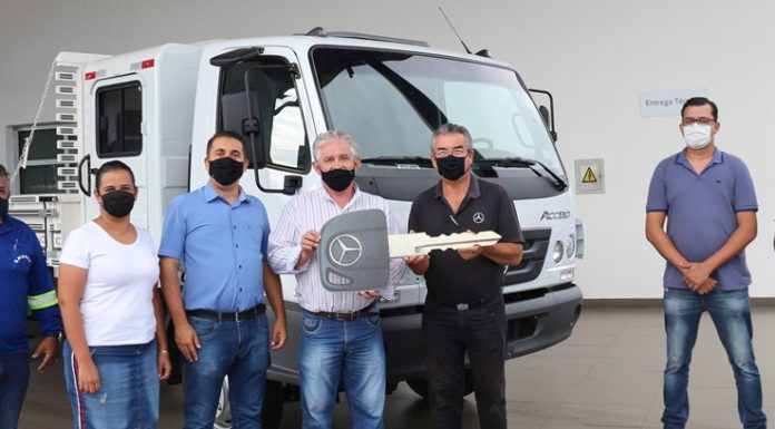 Emdaep recebe caminhão zero quilômetro para o Setor de Esgoto