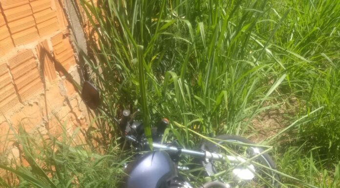 PM atende duas ocorrências de veículos furtados abandonados