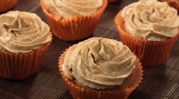 Cupcake de paçoca