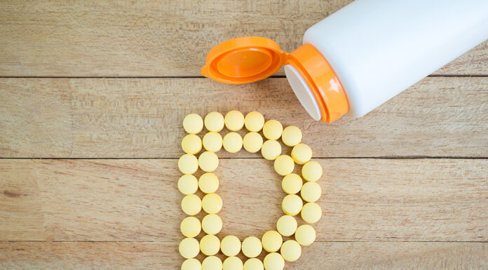 Deficiência de vitamina D é fator de risco para agravamento de Covid-19? Especialista responde