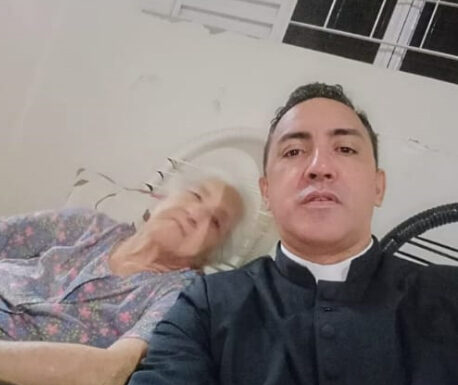 Mãe do Padre Rui do Santuário de Fátima de Dracena é sepultada em Pacaembu