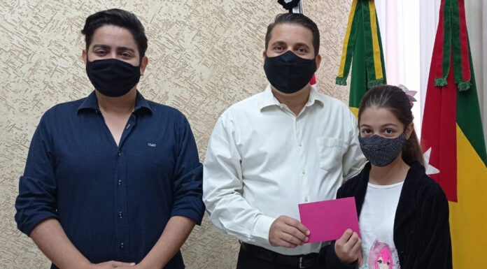Ganhadoras do concurso de fotografia online promovido pela cultura recebem premiação