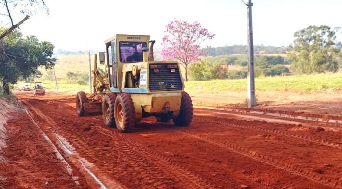 Prosseguem as obras na rua Graciliano Ramos, no Jardim Brasilândia