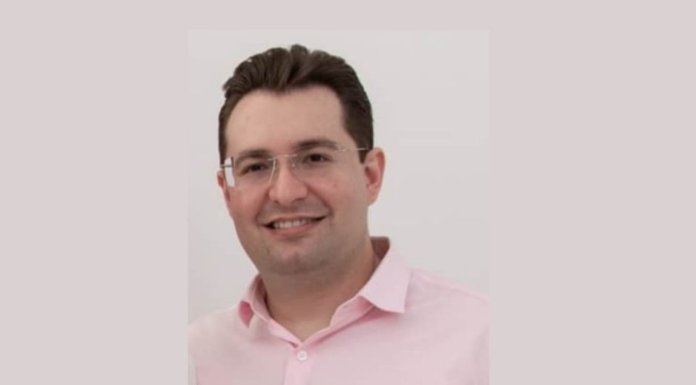 Docente de Medicina da Unifadra conclui doutorado – Prof. Caio de Oliveira