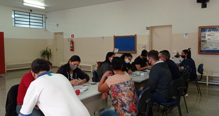 Vacina Covid 19: segunda-feira atenderá pessoas com segunda dose agendada