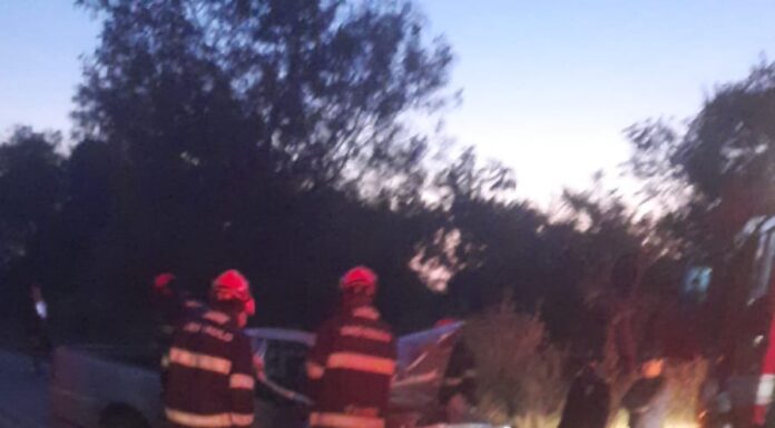 Saveiro e bitrem batem de frente na SP-563 perto de Dracena