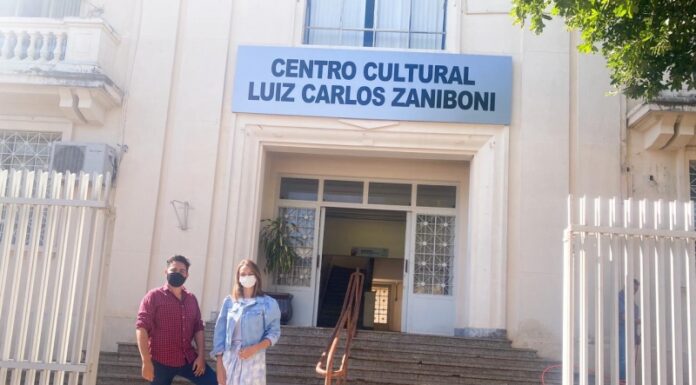 Centro Cultural de Dracena recebe placa com o nome de Luiz Carlos Zaniboni