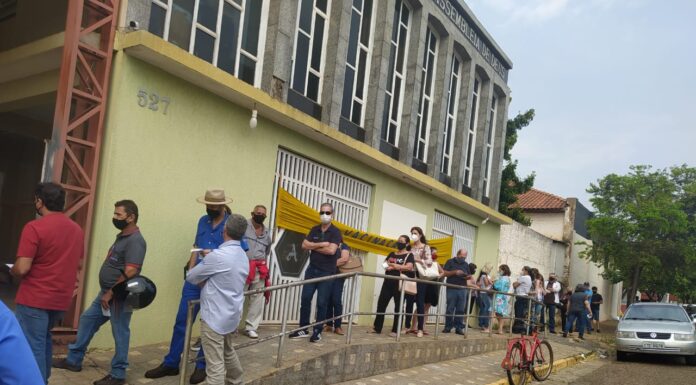 Moradores de Dracena reclamam da substituição de imunizante na segunda dose Cedida Internauta