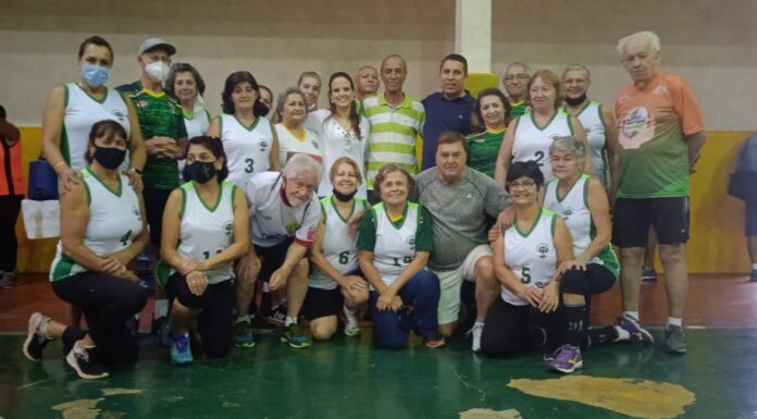 Cedida equipe de vôlei