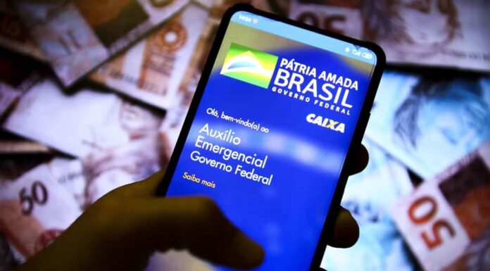 Governo notifica 627 mil pessoas a devolver auxílio emergencial Imagem Ilustrativa
