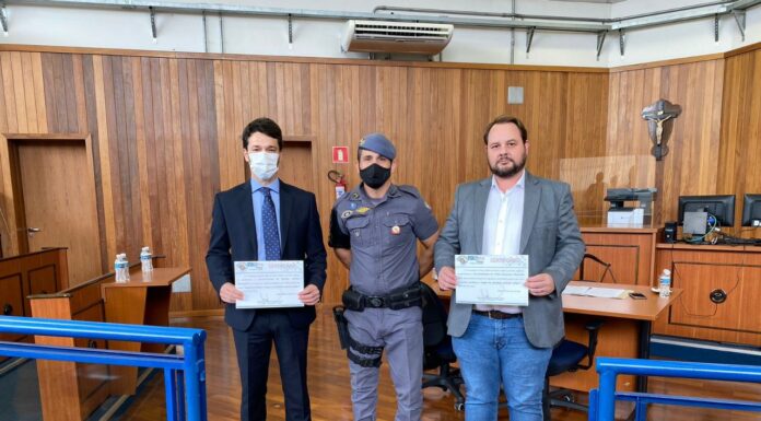 Efetivo da Força Tática participa de palestra com juízes Cedida Polícia Militar