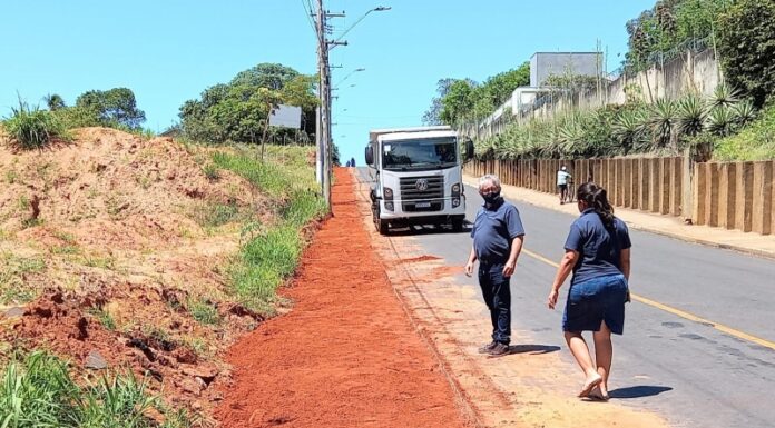 Acesso ao Jardim Brasilândia recebe guias e sarjetas Cedida Prefeitura de Dracena