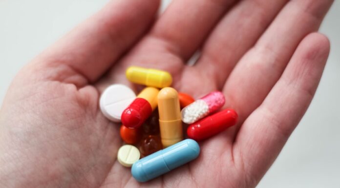 Veja cuidados essenciais com os medicamentos dos idosos Reprodução Unsplash