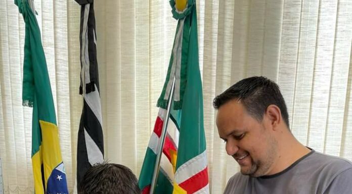 Prefeitura de Monte Castelo assina convênio para pavimentação da estrada vicinal que liga Monte Castelo a São João do Pau d’Alho Reprodução Facebook