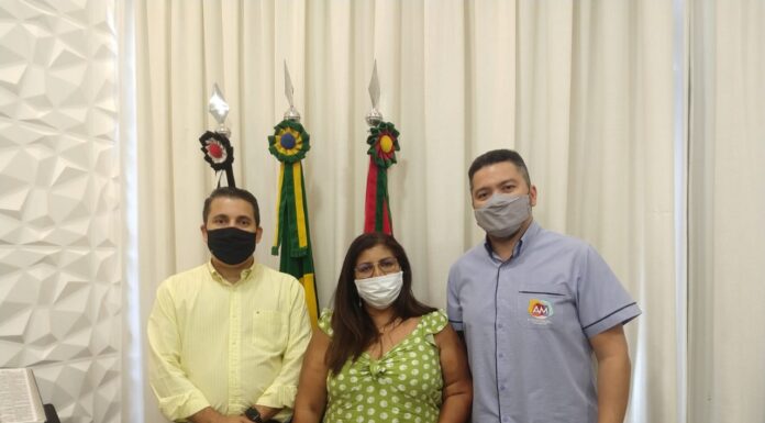 Equipe Gestora da EE Alfredo Machado participa de reunião com o prefeito André Lemos Cedida EE Alfredo Machado