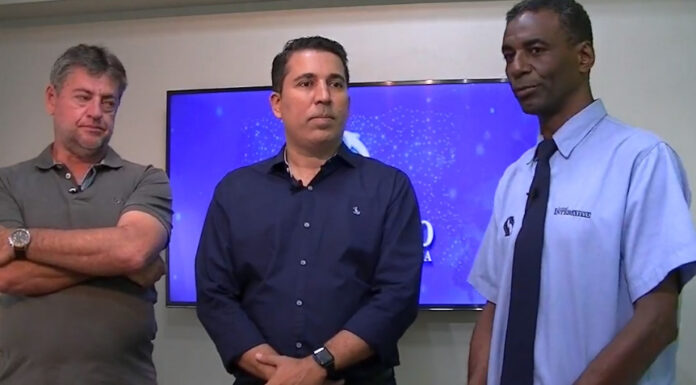 Entrevista do Dia traz prefeito André Lemos, secretária municipal de Educação e presidente do Conselho Municipal de Educação Reprodução Facebook