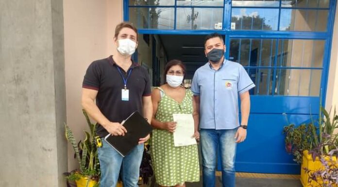 Engenheiro do FNDE visita EE Alfredo Machado Cedida EE Alfredo Machado