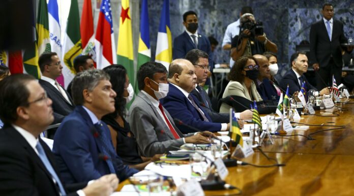 Fórum de Governadores prorroga congelamento do ICMS sobre gasolina Cedida Marcelo Camargo/Agência Brasil