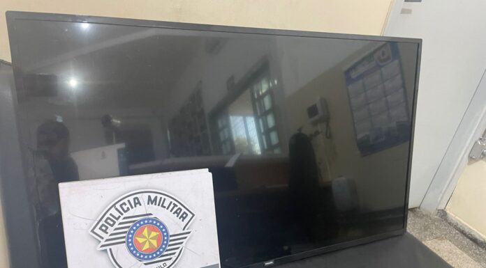 Em Paulicéia, Polícia Militar prende autor de furto a residência e recupera TV Phillips de 43 polegadas Cedida PM