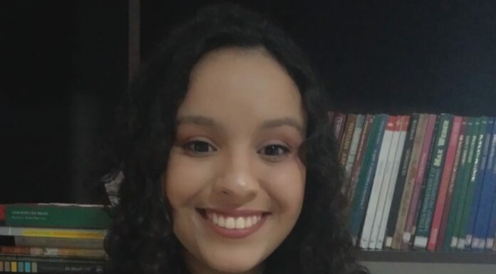 Docente do Anglo-CID conquista título de especialista – Profa. Nathalia Franscine Pinto Cedida Assessoria