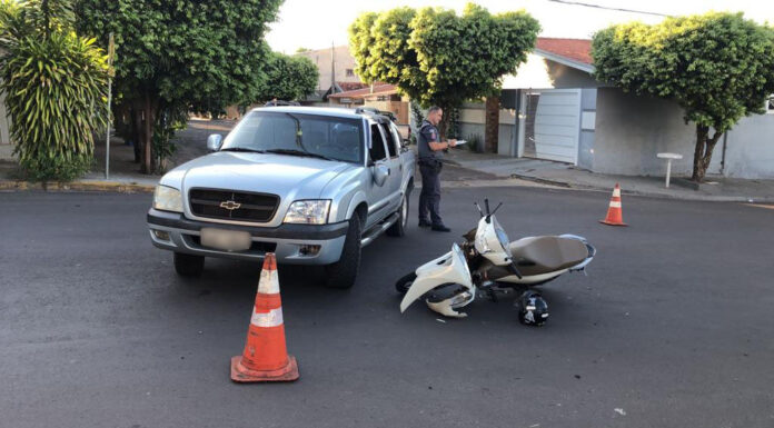 Acidente é registrado no cruzamento da Avenida Rui Barbosa com a Rua Anália Franco Viviane Regazoli/JR