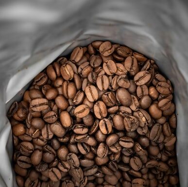Receita cambial com a venda de cafés diferenciados nos quatro primeiros meses deste ano cresce 65,8% ao atingir US$ 620,8 milhões Reprodução Unsplash