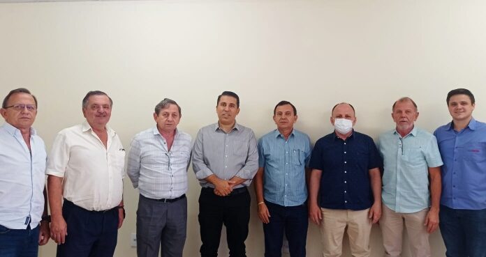 Prefeito André Lemos visita Grupo Troyano Cedida Prefeitura