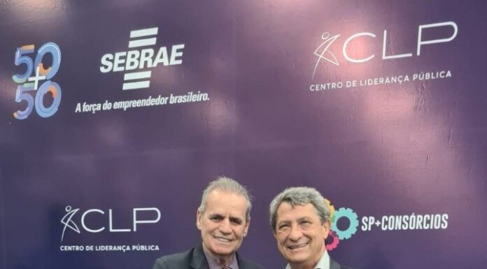 Pinatto recebe Prêmio Prefeito Empreendedor 2022 Cedida Assessoria