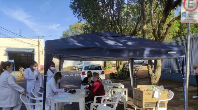 Unidade móvel da Associação dos Portadores do Câncer coleta mais de 30 exames na cidade