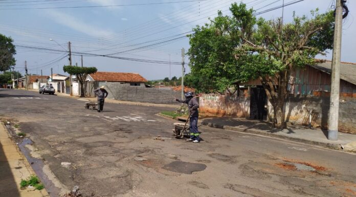 Operação tapa-buracos é iniciada pela Secretaria de Infraestrutura