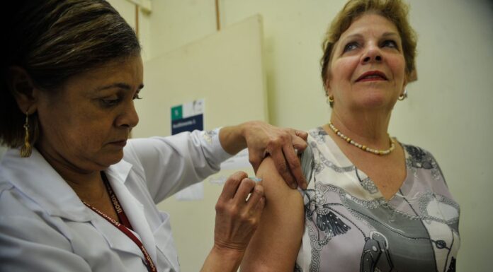 Anvisa define composição de vacinas contra influenza para 2023