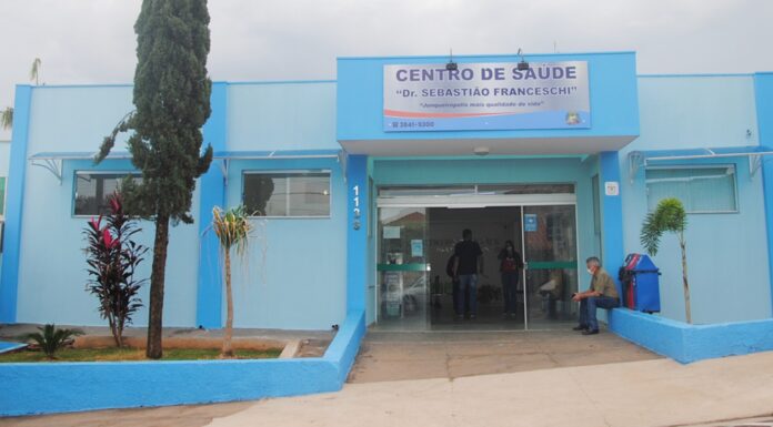 Vacinação contra COVID continua no Centro de Saúde de Junqueirópolis