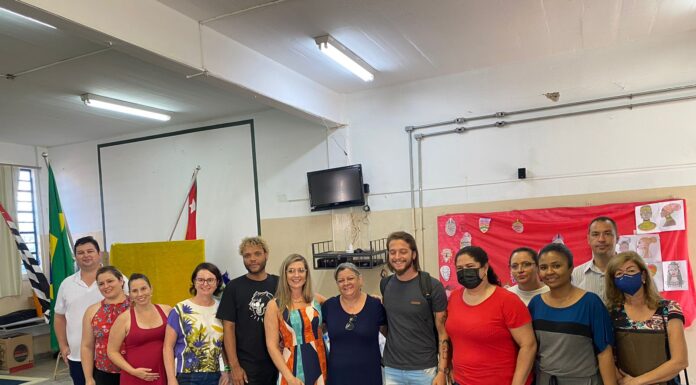 Cerca de 100 alunos da EE Isac Pereira Garcez realizaram provas do Saresp