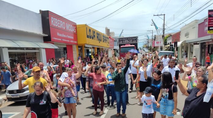 Prefeito Osmar e vice Israel participam das comemorações do Dia da Bíblia