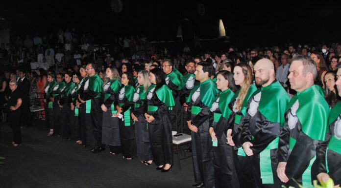 Unifadra forma 1ª Turma de Medicina de Dracena