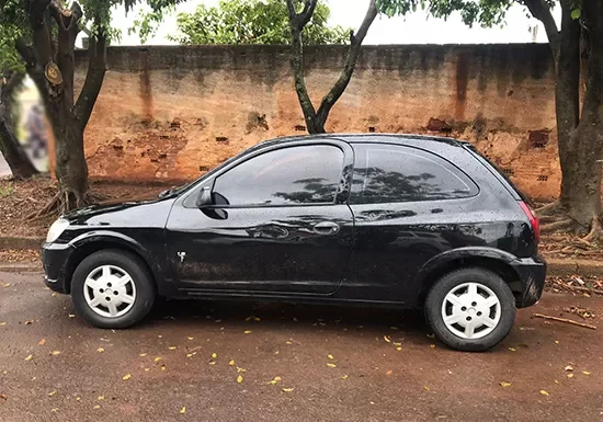 Fuga da Polícia termina com carros apreendidos e um preso com drogas em Flórida Paulista