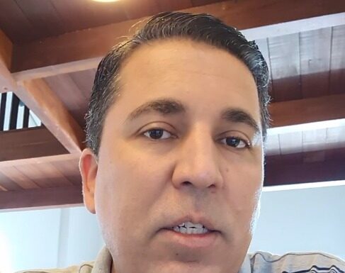Prefeito André Lemos anuncia reajustes do salário, cartão alimentação e correção de referências na folha de pagamento
