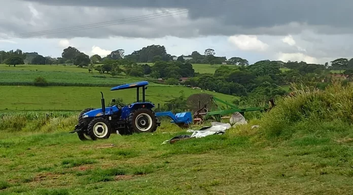 Trabalhador morre prensado em acidente com trator em Regente Feijó