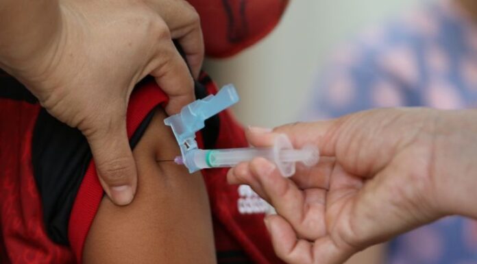 COVID-19: 2ª dose da vacina para faixa de 3 a 11 anos está disponível na policlínica municipal