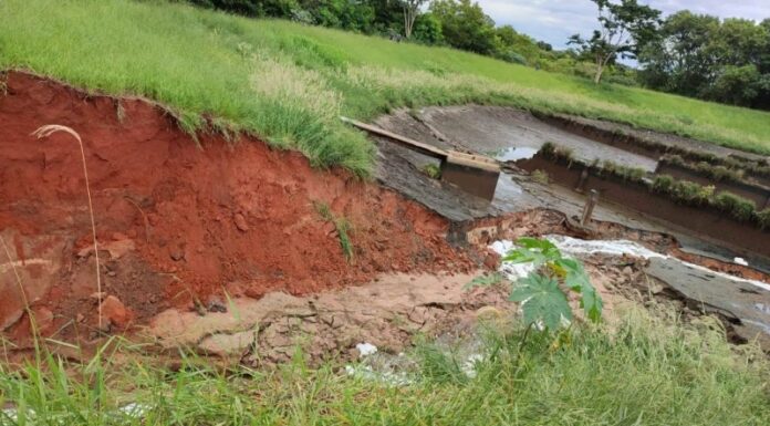 Emdaep e Prefeitura trabalham em conjunto para sanar rompimento de lagoa