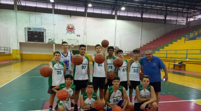 Escolinha de basquete inicia treinos para a temporada 2023