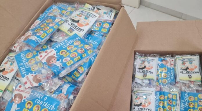 Saúde municipal entrega kits de higiene bucal a Apae