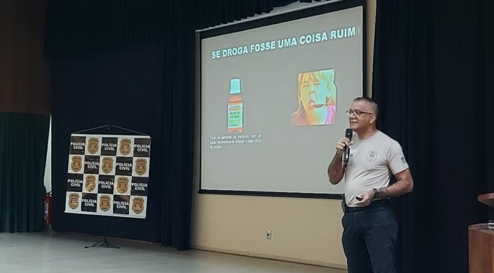Polícia Civil realiza palestra sobre prevenção ao uso de drogas aos novos alunos do curso de Medicina em dracena.