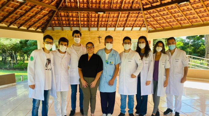 Alunos de Medicina da Unifadra visitam o Lar Santa Terezinha em Junqueirópolis