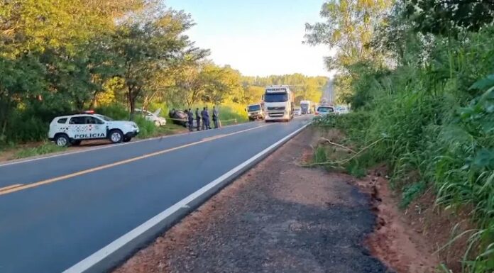 Policiais rodoviários são atropelados enquanto fiscalizavam a Rodovia SP-563 em Dracena