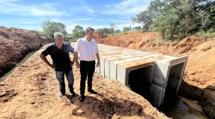 Mais uma ponte na zona rural de Dracena é reconstruída com aduelas