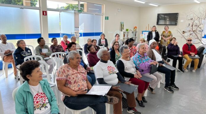 CCI promove trabalho com grupo em reflexão à família