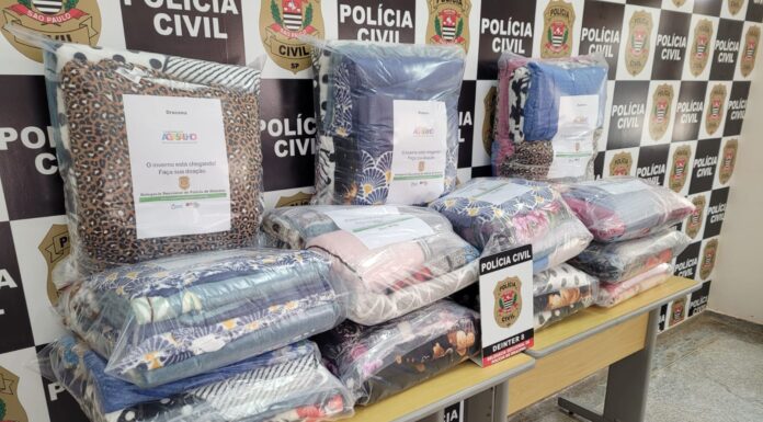 Polícia Civil faz doação de cobertores novos para representes de Fundos Sociais em Dracena