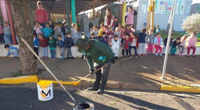 Alunos da EMEI Magda Lemos participam de programa sobre conscientização de trânsito