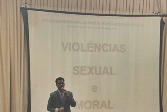 Policia Civil realiza palestra sobre violências moral e sexual em Presidente Venceslau